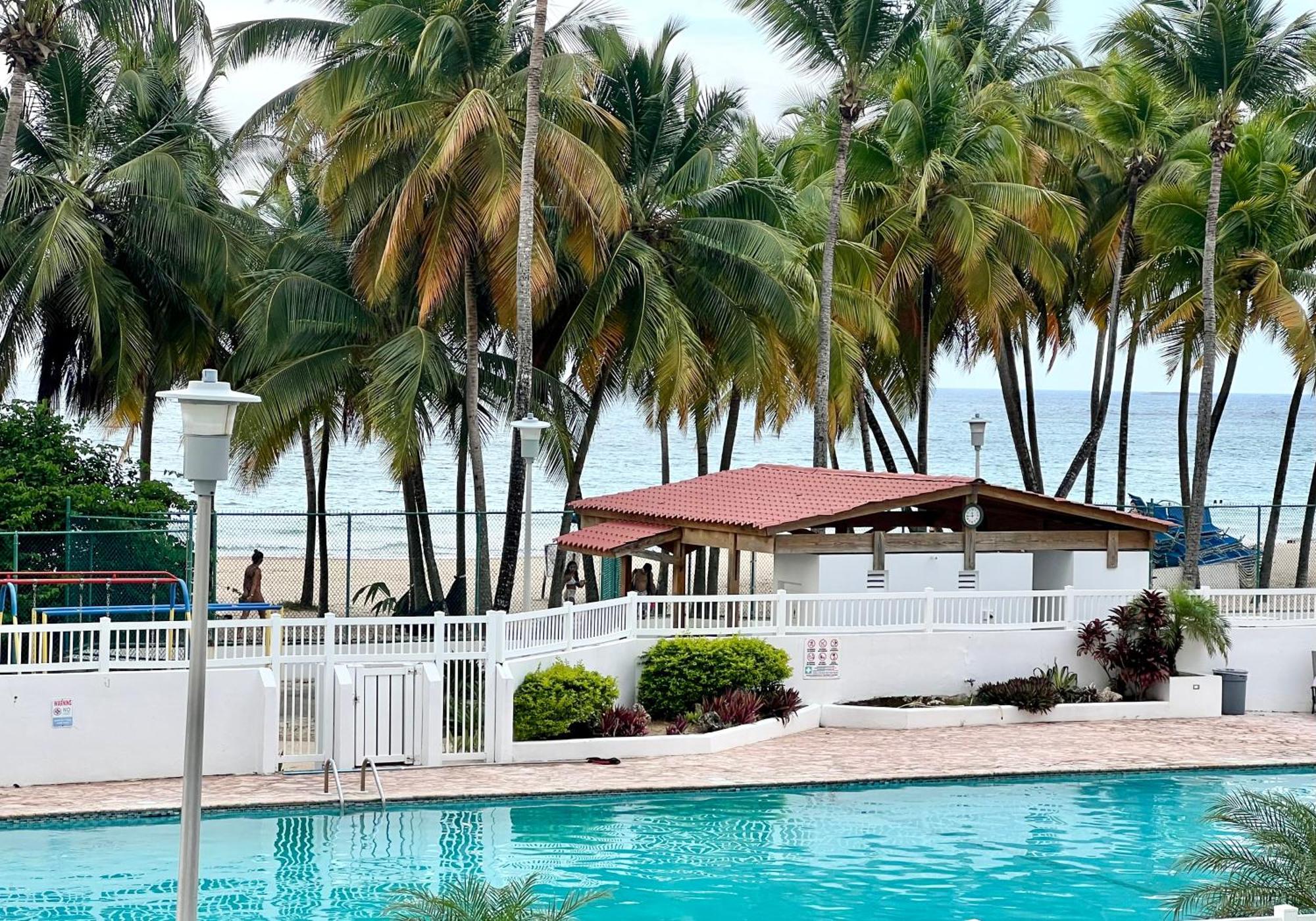 Beachfront Tropical Tantra Apartment San Juan Eksteriør billede