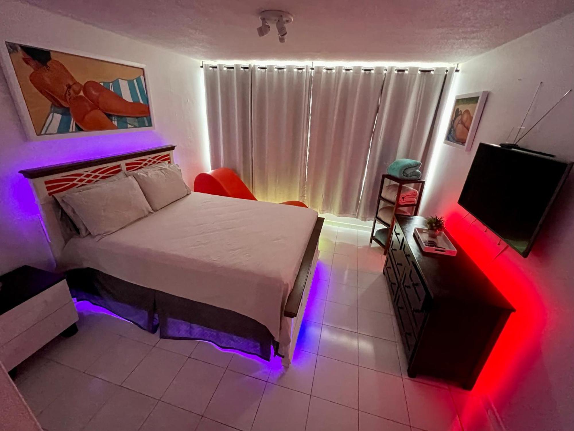 Beachfront Tropical Tantra Apartment San Juan Eksteriør billede
